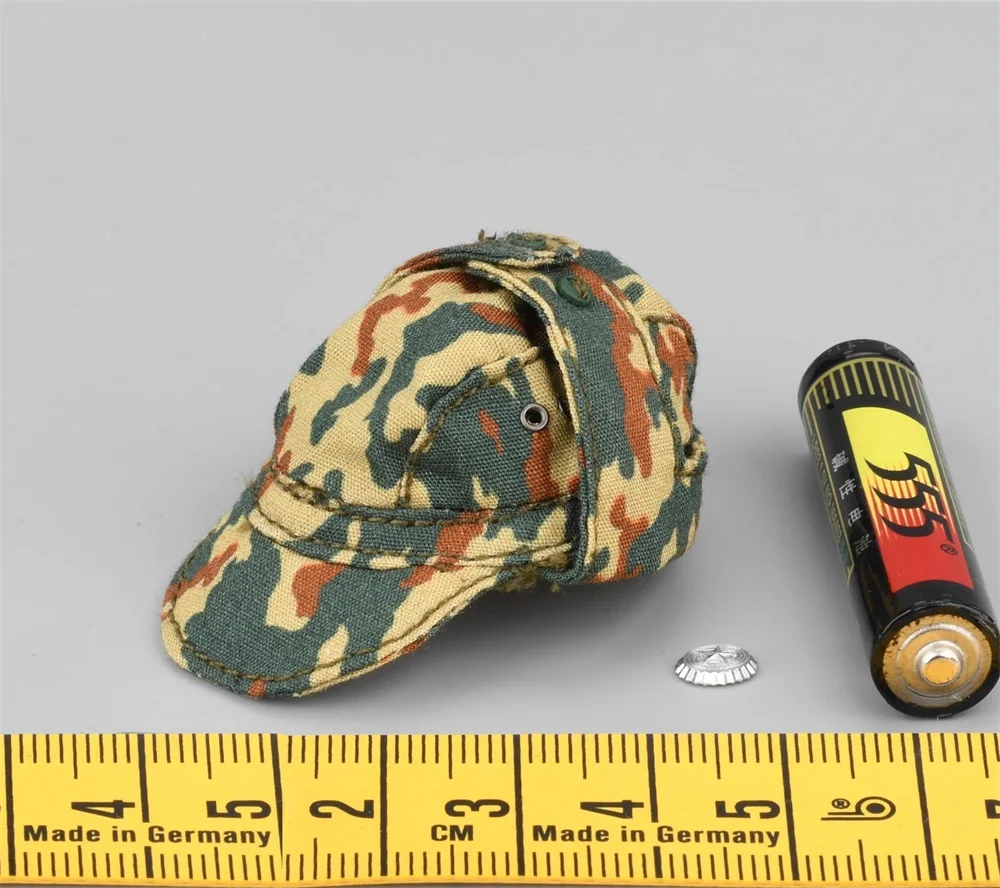 UJINDOU Skala 1/6 Figurka Żołnierza Rosyjskiego z Metalowym Hełmem z Wewnętrzną Siatką, Czapka Beret, Kamizelka Kuloodporna, Zabawki dla Figur 12-calowych