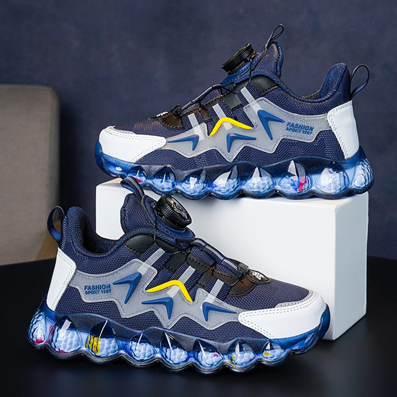 

2024 Роскошная обувь для мальчиков, детские кроссовки из искусственной кожи на платформе, детская спортивная обувь для бега, теннисные кроссовки для мальчиков от 4 до 12 лет