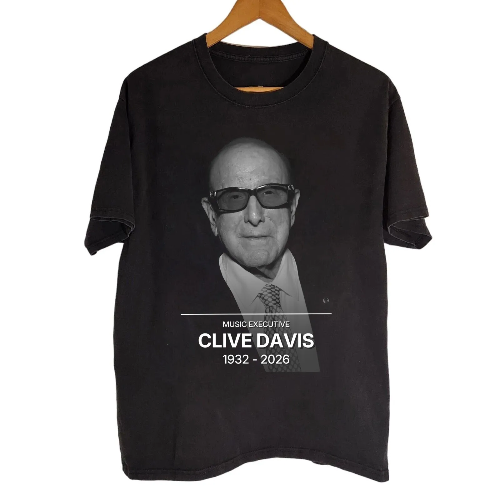 R.I.P Clive Davis 1932-2026 Shirt Black Full Size Gift For Fan, Family BL2777