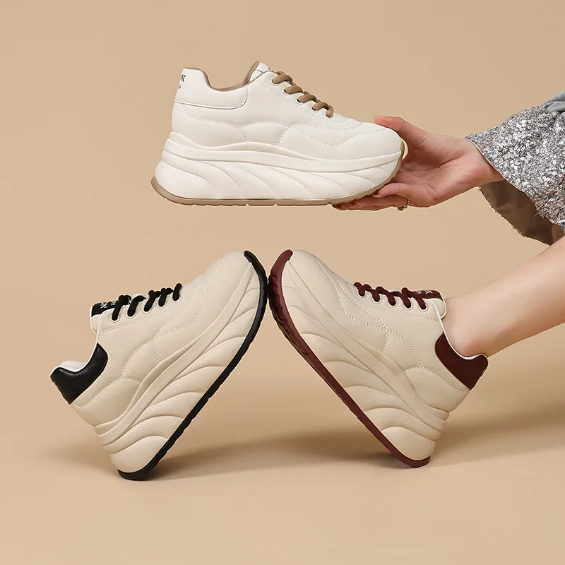 

Thick soled white shoes new versatile height increasing soft soled sports and casual flat shoes for autumn and winter 2025