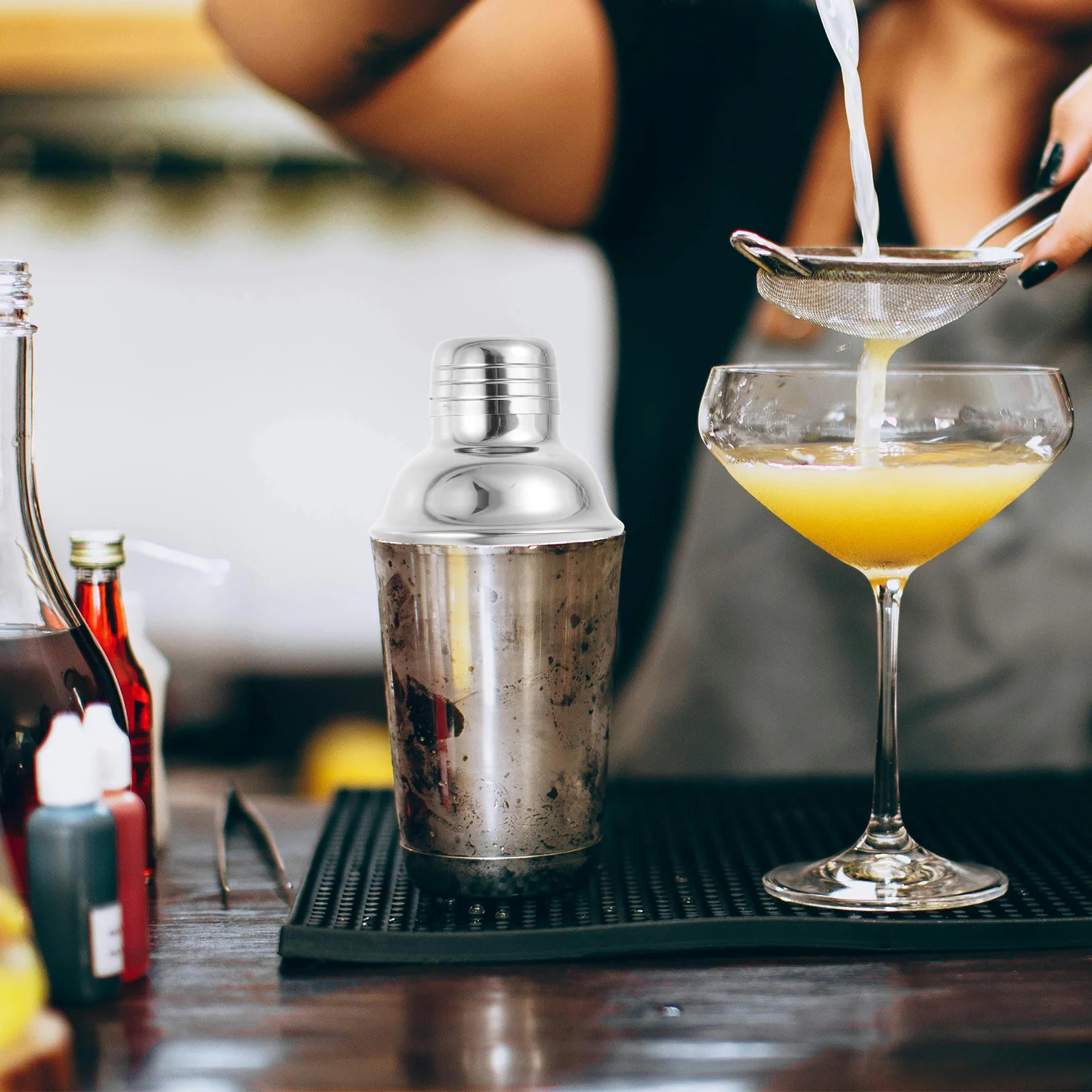 

Cocktail Shaker Lid Stainless Steel 2.9inch Leak-Proof Replacement Bar Accessory for Home Party Professional Bartending