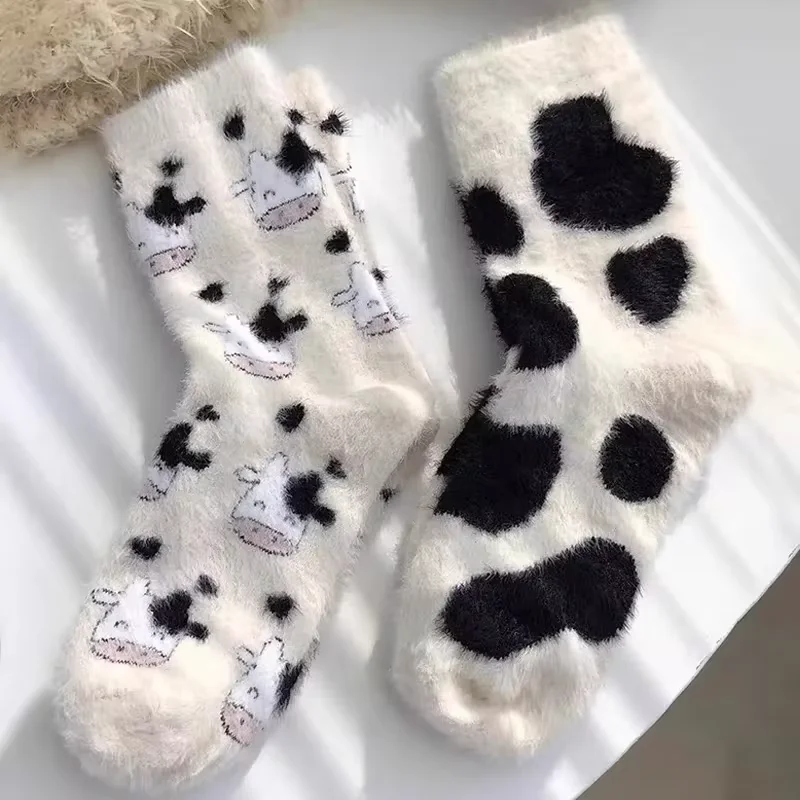 2 Pairs Cute Cow Spots Print Socks, Thickened & Warm Coral Fleece Socks, Women\'s Stockings & Hosiery