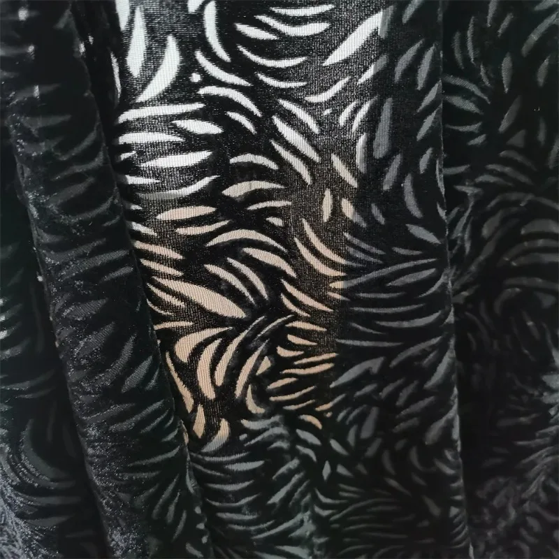 1meter Floral Hollow Velour Fabric Plain Brocade Burnt-out Velvet Fabric Burnt Flower Women Clothing Fabric for Sewing