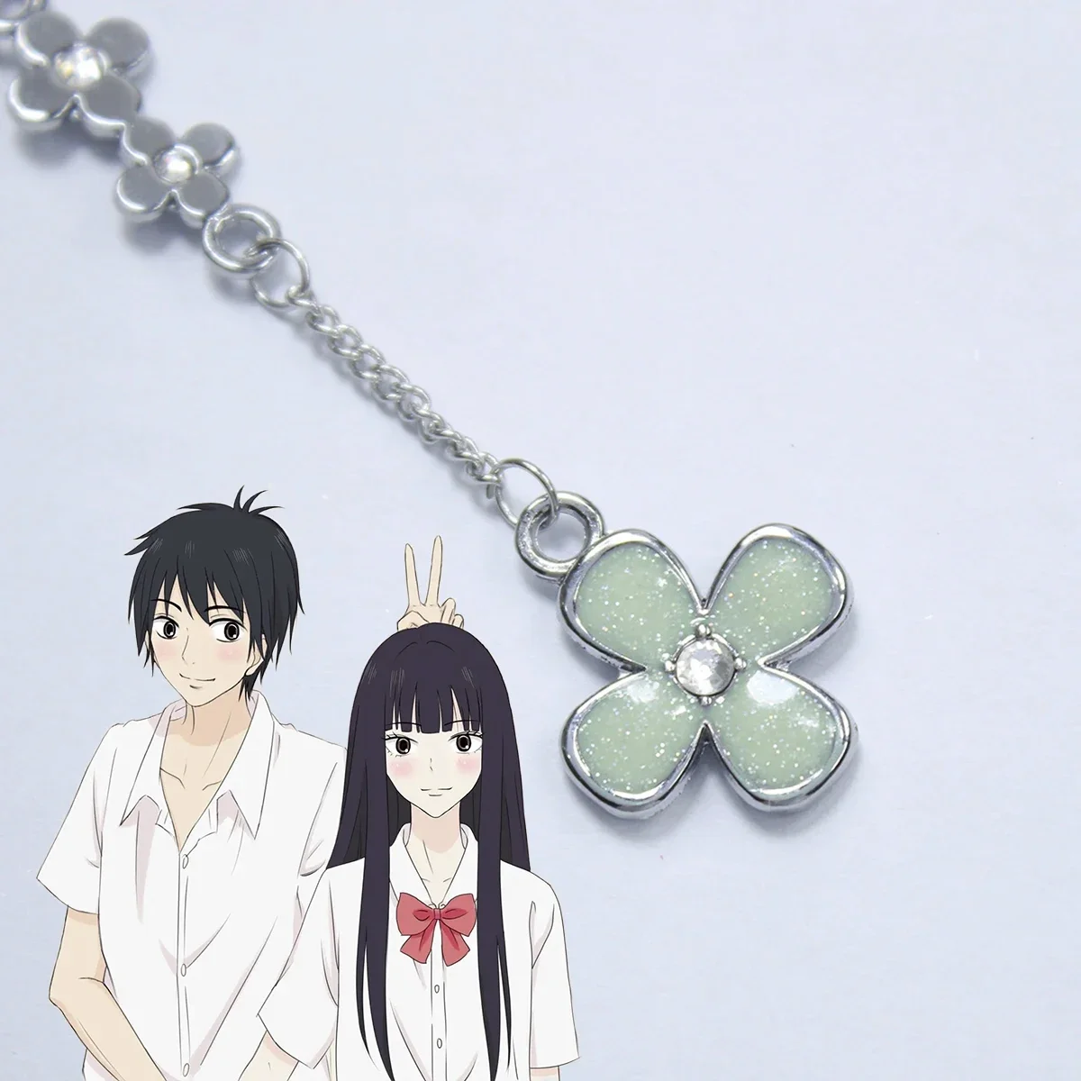 

Anime Kimi ni Todoke: From Me to You Keychain Kuronuma Sawako Kazehaya Shouta Cosplay Flower Pendant Phone Chain