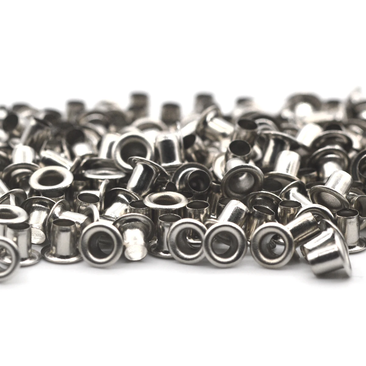 200Pcs 1.5mm 2mm 2.5mm 3mm Brass Material Silver Color Grommet Eyelets Without Washer Fit Craft DIY Supplies