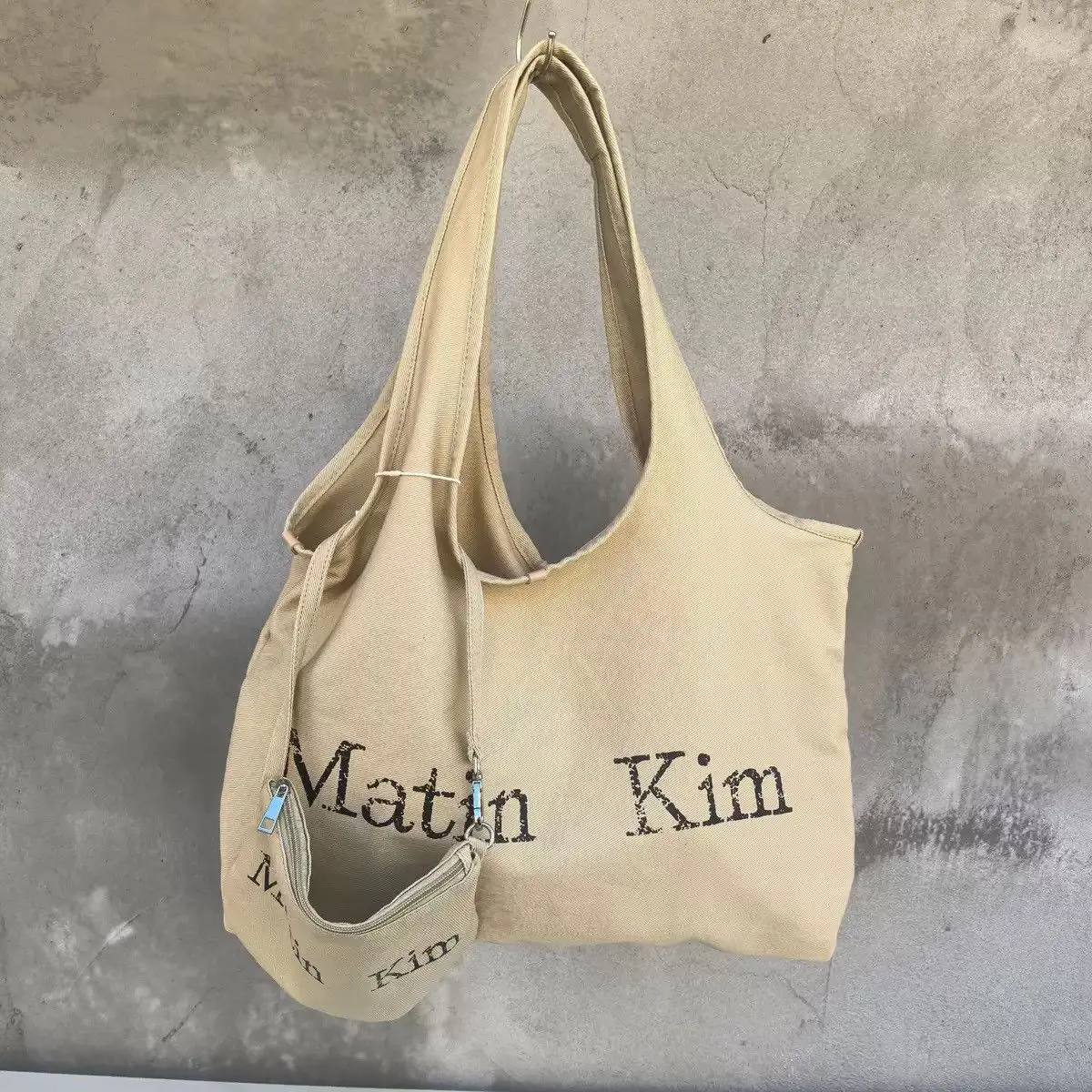 Matin Kim Korean Niche Letter Designer Style Large Capacity Tote Bag Commuter 2-in-1 Underarm Shopping Bag