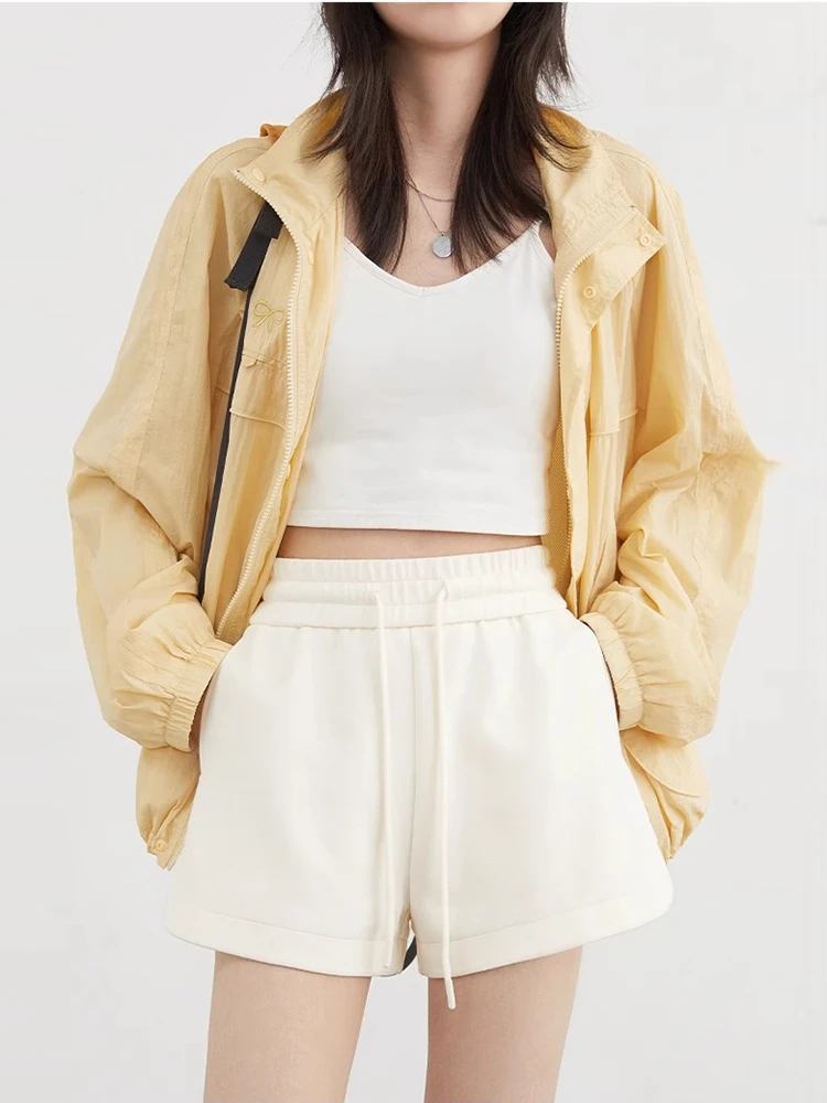 CHIC VEN-pantalones cortos deportivos para mujer, Shorts deportivos informales lisos con correa de cintura elástica, corte en A, para primavera y verano, 2025