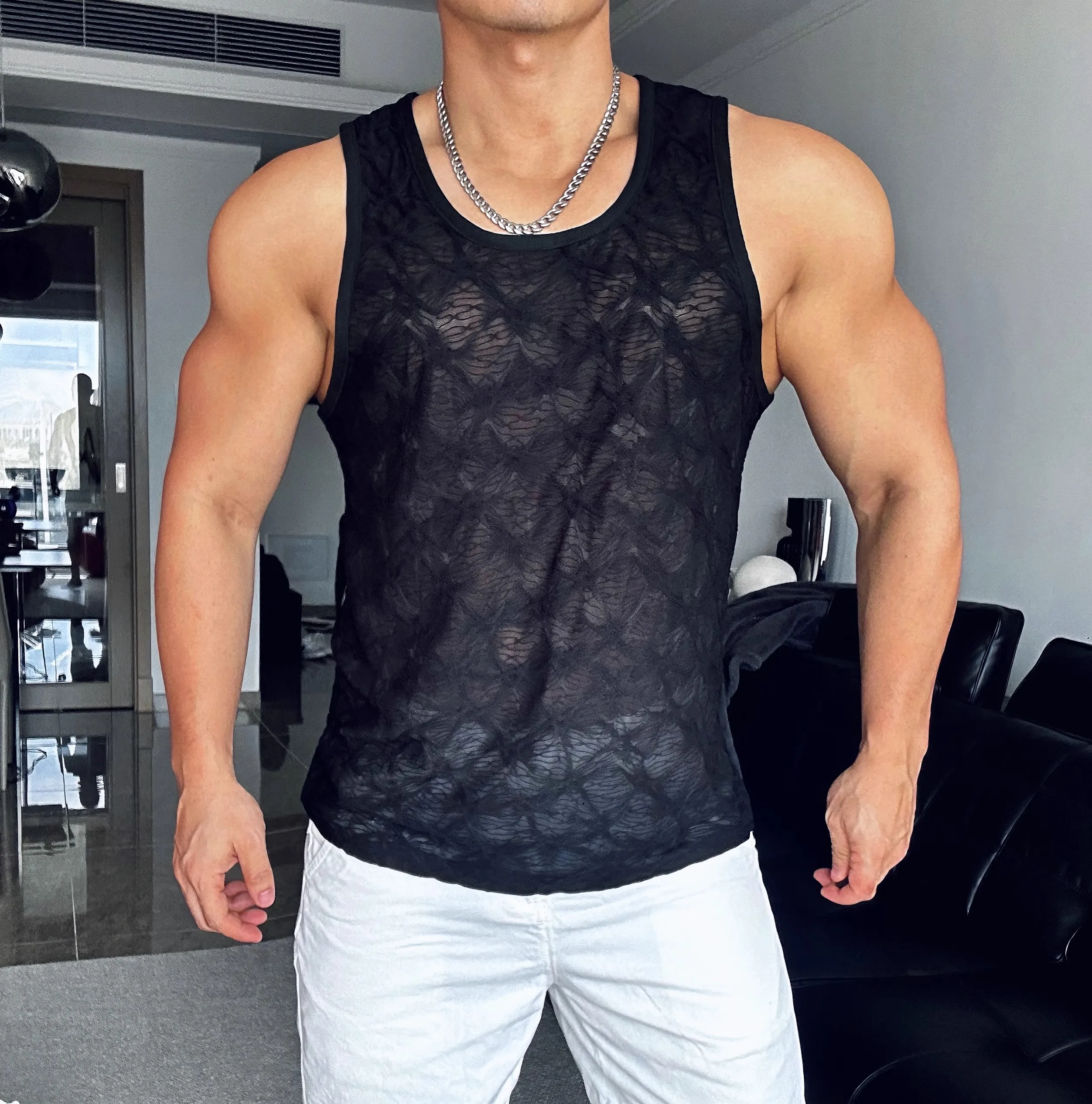 Fashion Vacation Style New Hollowed Out Vest Men Loose Sport Fitness Sleeveless Knitted Shoulder Trendy Male Singer Club Wear