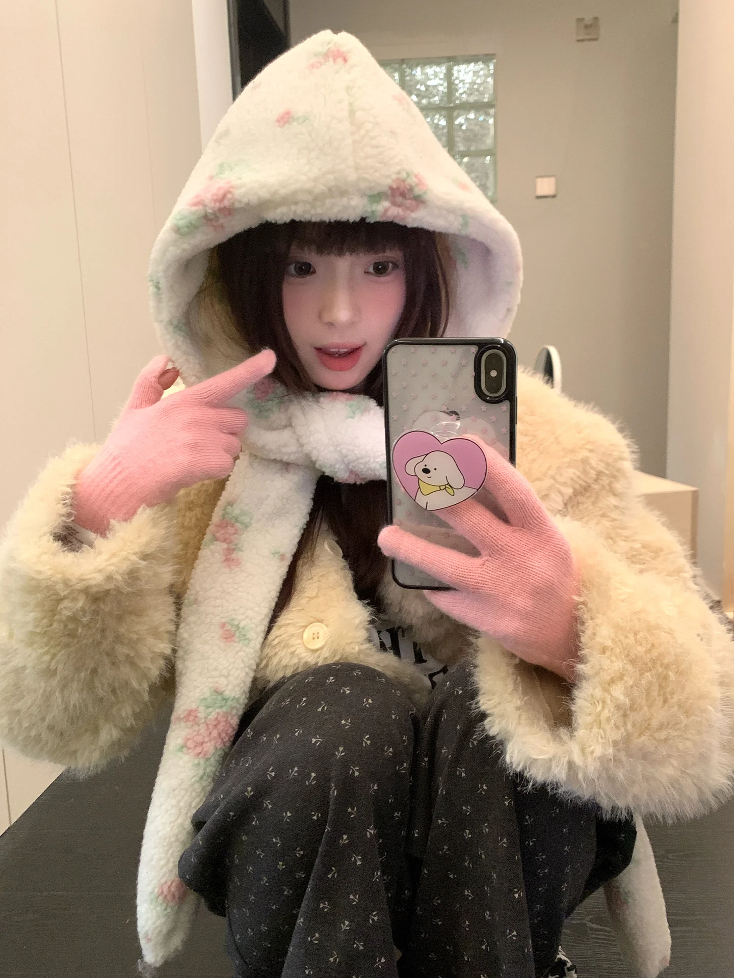 قبعة أذن دافئة على شكل زهرة هان ستايل للنساء مع وشاح للرأس الكبير في الشتاء #4