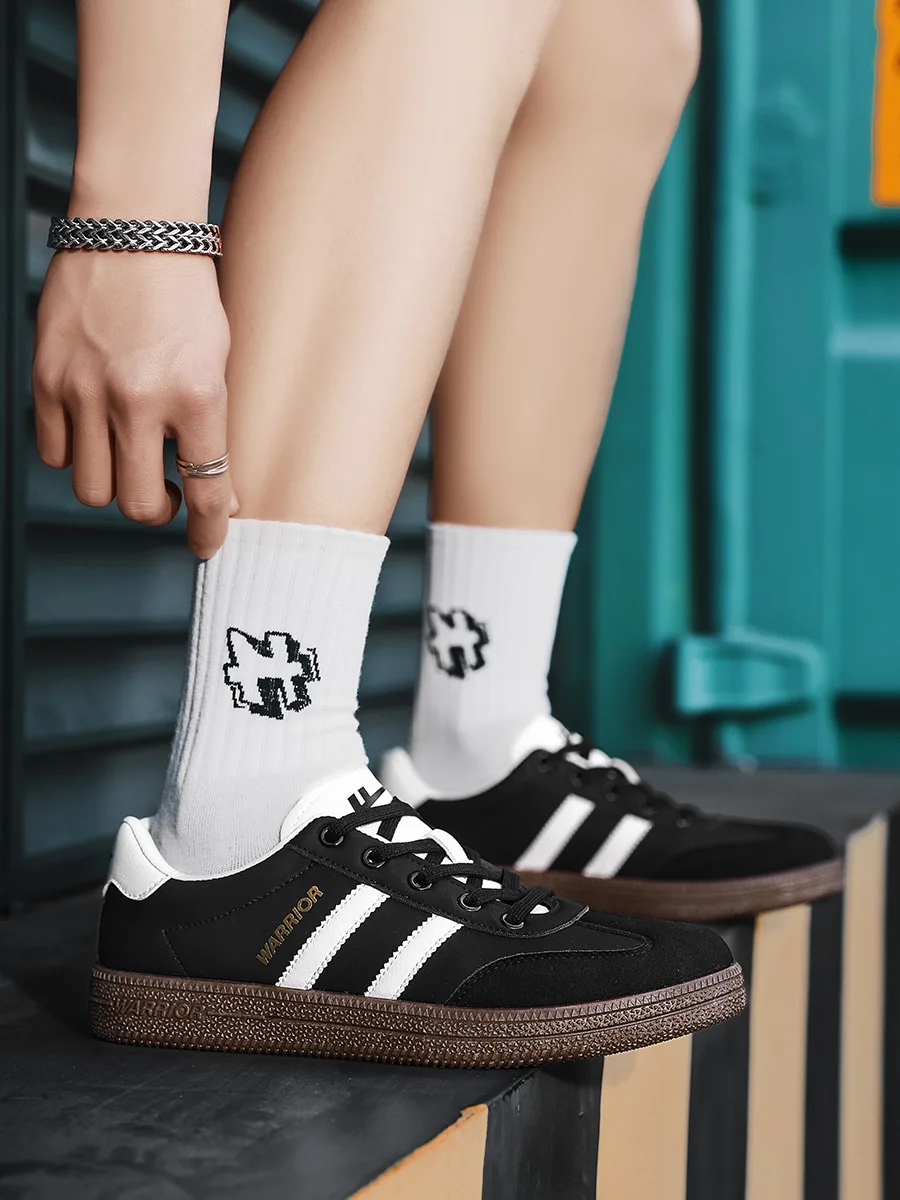 

Классические американские кроссовки унисекс в стиле ретро, модные, легкие, с Т-образным носком, на плоской подошве, с цветными вставками