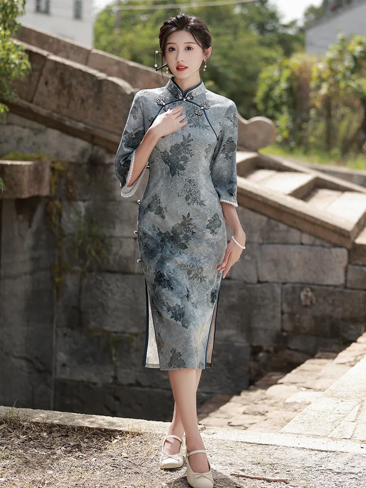 Women Seven Points Sleeve Flock Cheongsam Elegant Chenille Mid-Length Qipao Chinese Dresses