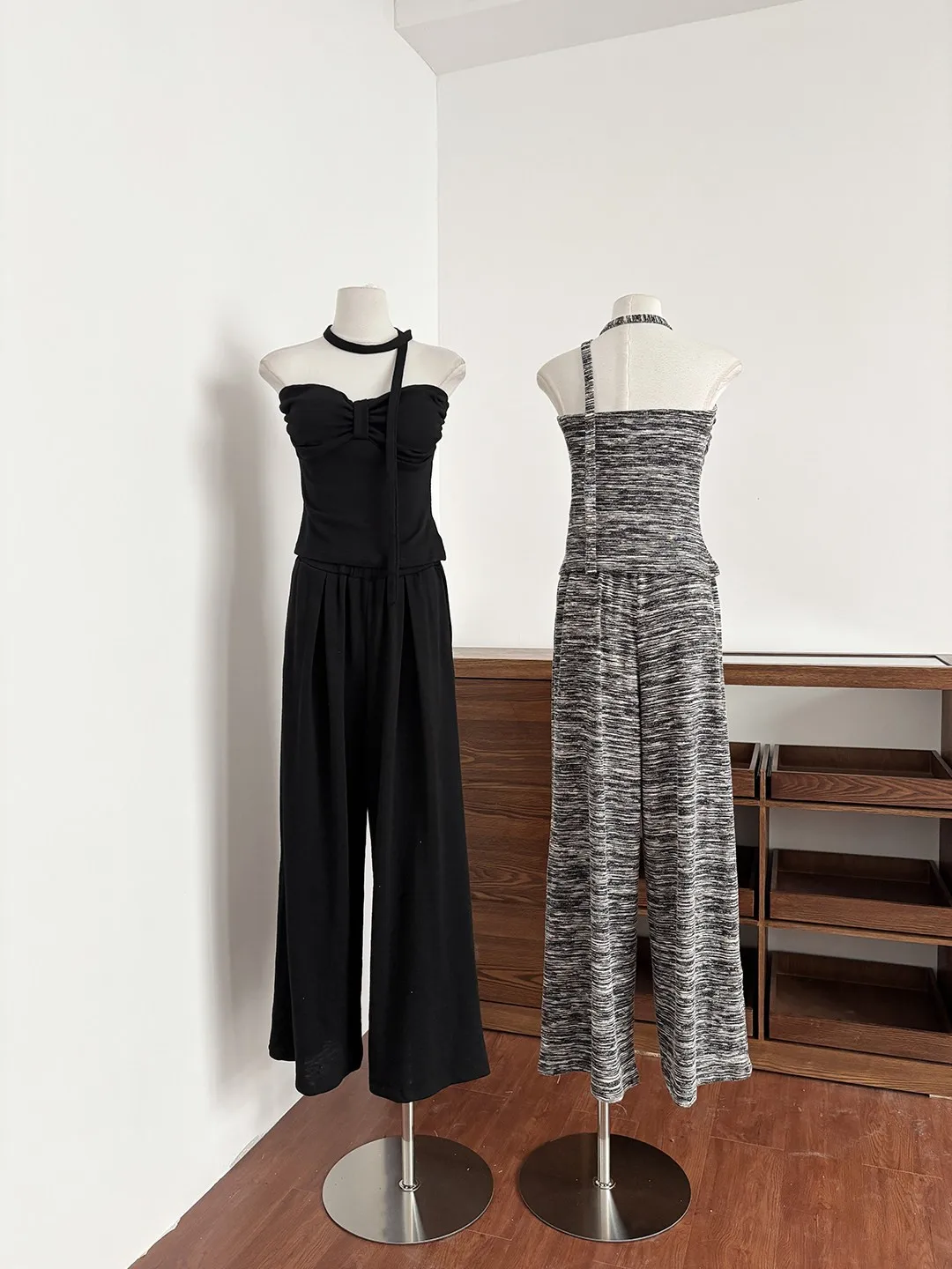 

Summer 2026 New Vintage Elegant One Shoulder Tube Top Wide Leg Pants Two Piece Set Women Loose Versatile High Waist Striped