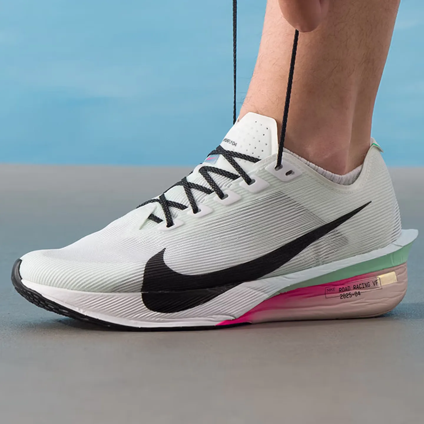 NIKE VAPORFLY 4 Men's Running Shoes Lightweight Breathable Cushioning Summer New Road Racing Professional Carbon Plate Running Shoes HF6414-101-1