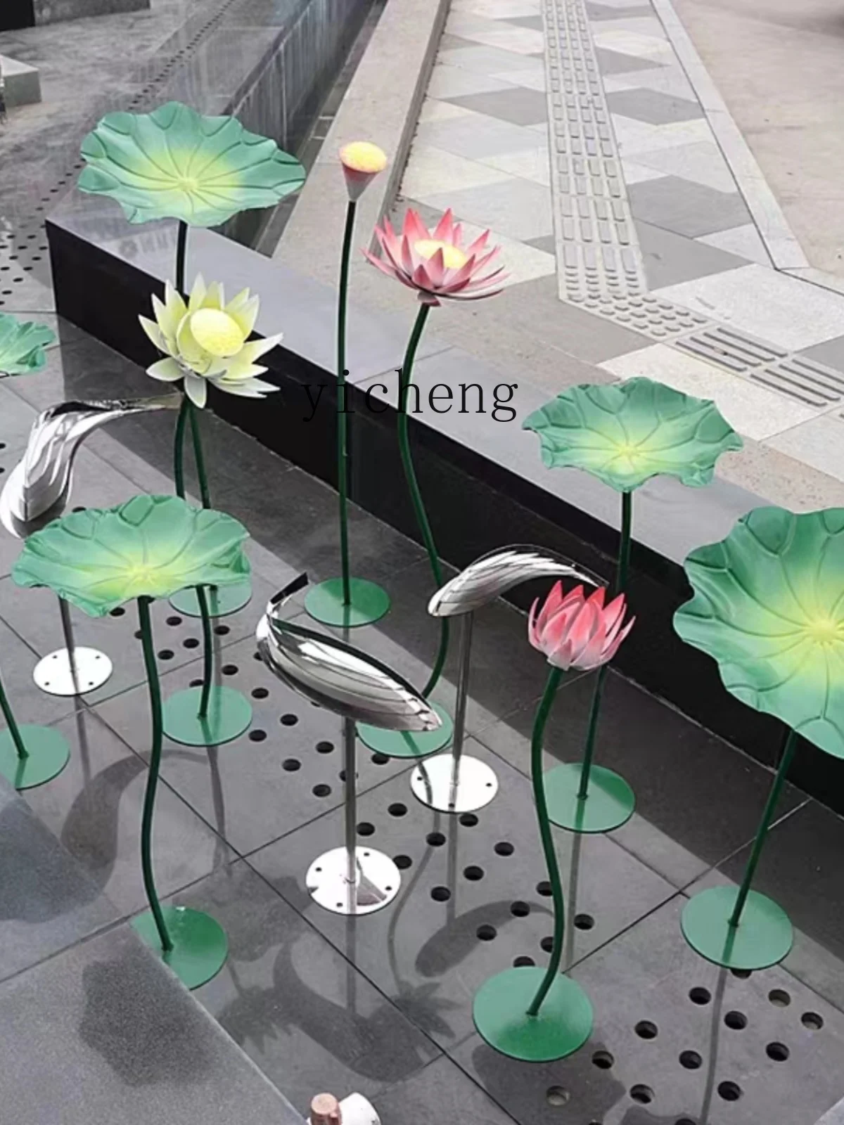 Tqh Outdoor Pool Garden Iron Craft Decorations Stainless Steel Anti-Rust Floor Decoration