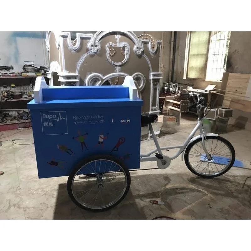 Three-wheeled mobile cycling sales truck, outdoor promotion promotion vehicle