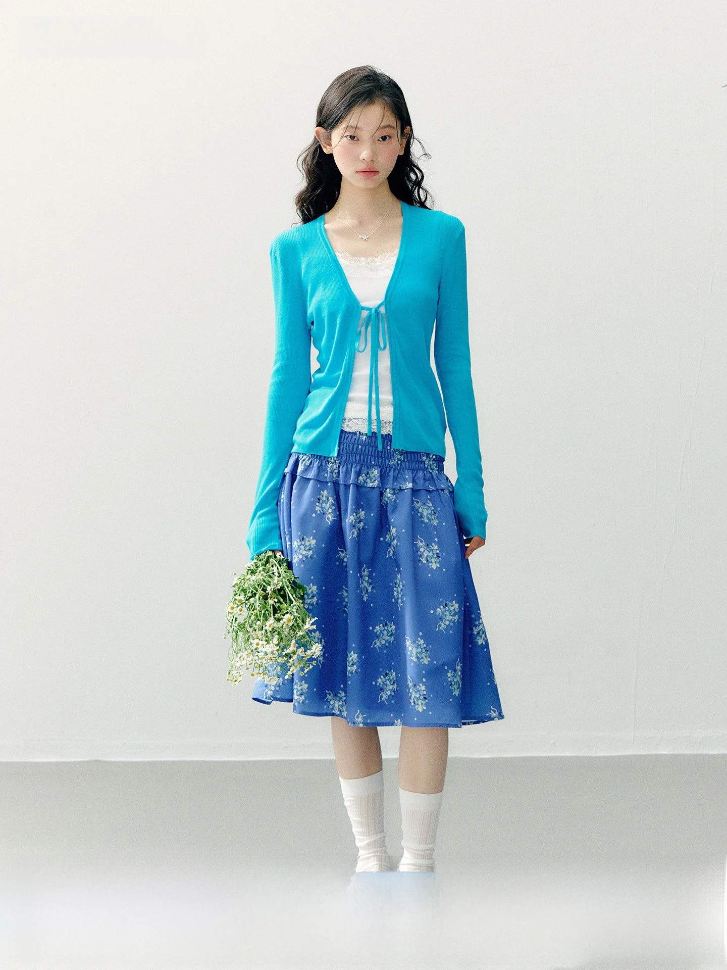 

Annatto Spring Floral Print Slim Fit Cardigan Sweater And A-Line Skirt Set Women's Fashion Casual Style Two-Piece Ensemble
