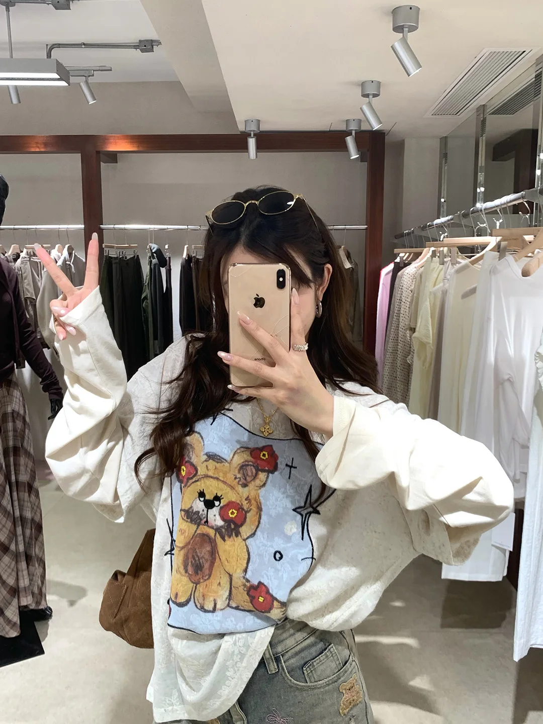 Xueke Little Bear Print Pattern White Long Sleeve T-Shirt Women's Loose Thin Sun Protection Top Casual Style Polyester Blend