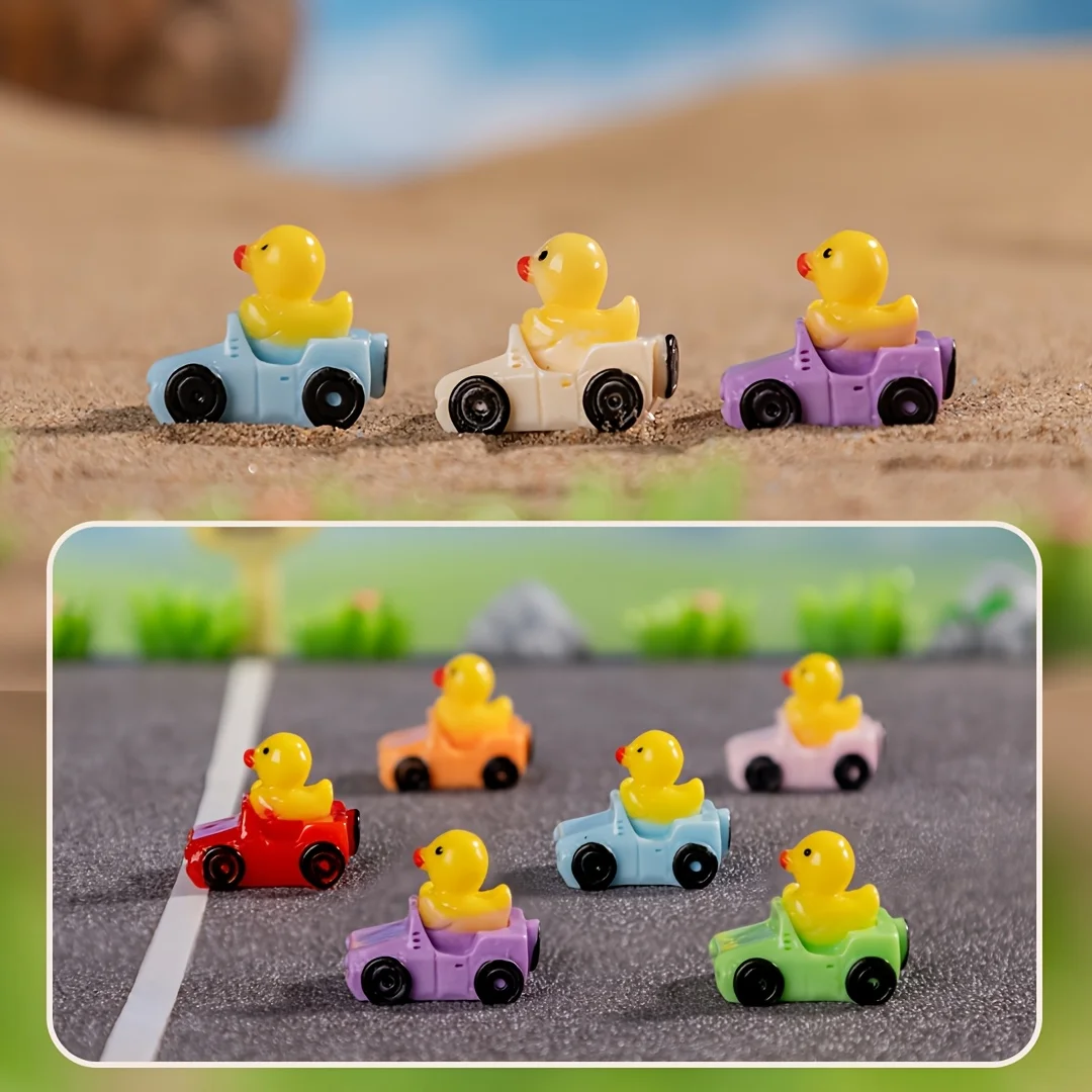 Cartoon-Auto-Entchen aus Kunstharz - Zufällig Gefärbte Mini-Auto-Entchen, Niedlich und Langlebig, Ideal als Dekoration für Zuhause und Büro sowie als Geschenk – Detail 4