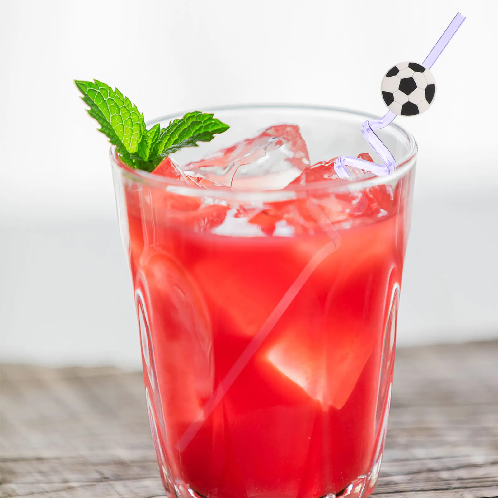 

30 Pcs Plastic Straws Bright Color Sports Theme Party Supplies Reusable Curly Drinking Straws for Cocktail Juice Shakes Festive