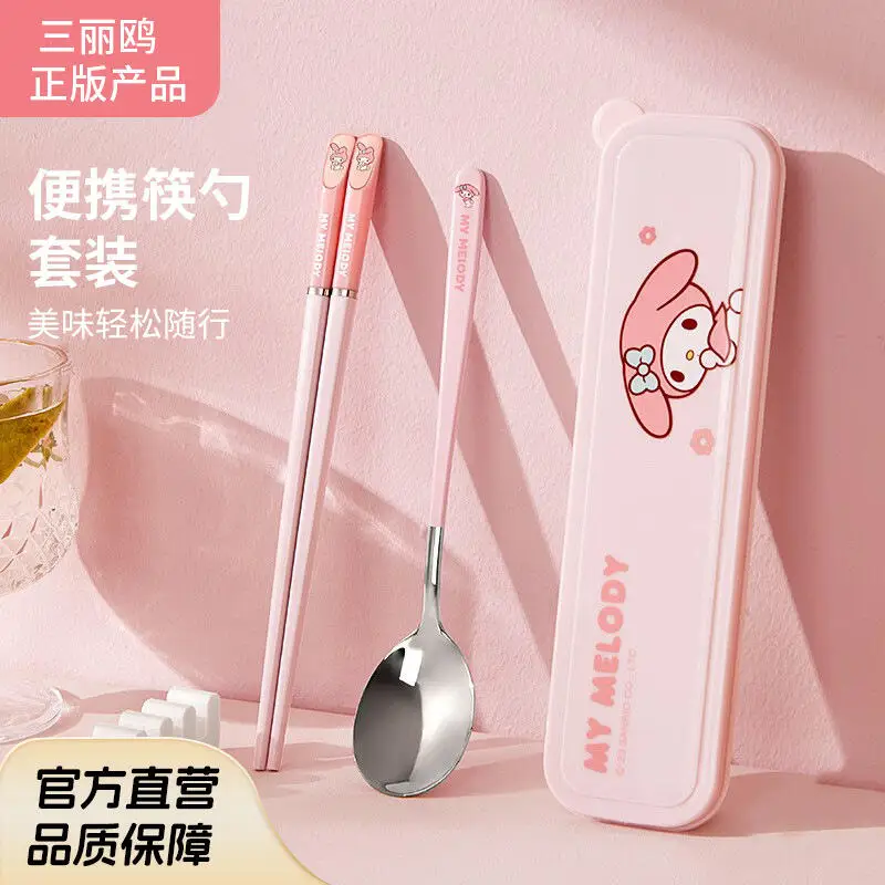 سانريو مرحبا كيتي بلدي ميلودي سينامورول أدوات المائدة زخرفة ضرب المنتج منتج جديد لطيف الكرتون المحمولة في الهواء الطلق طالب الكبار