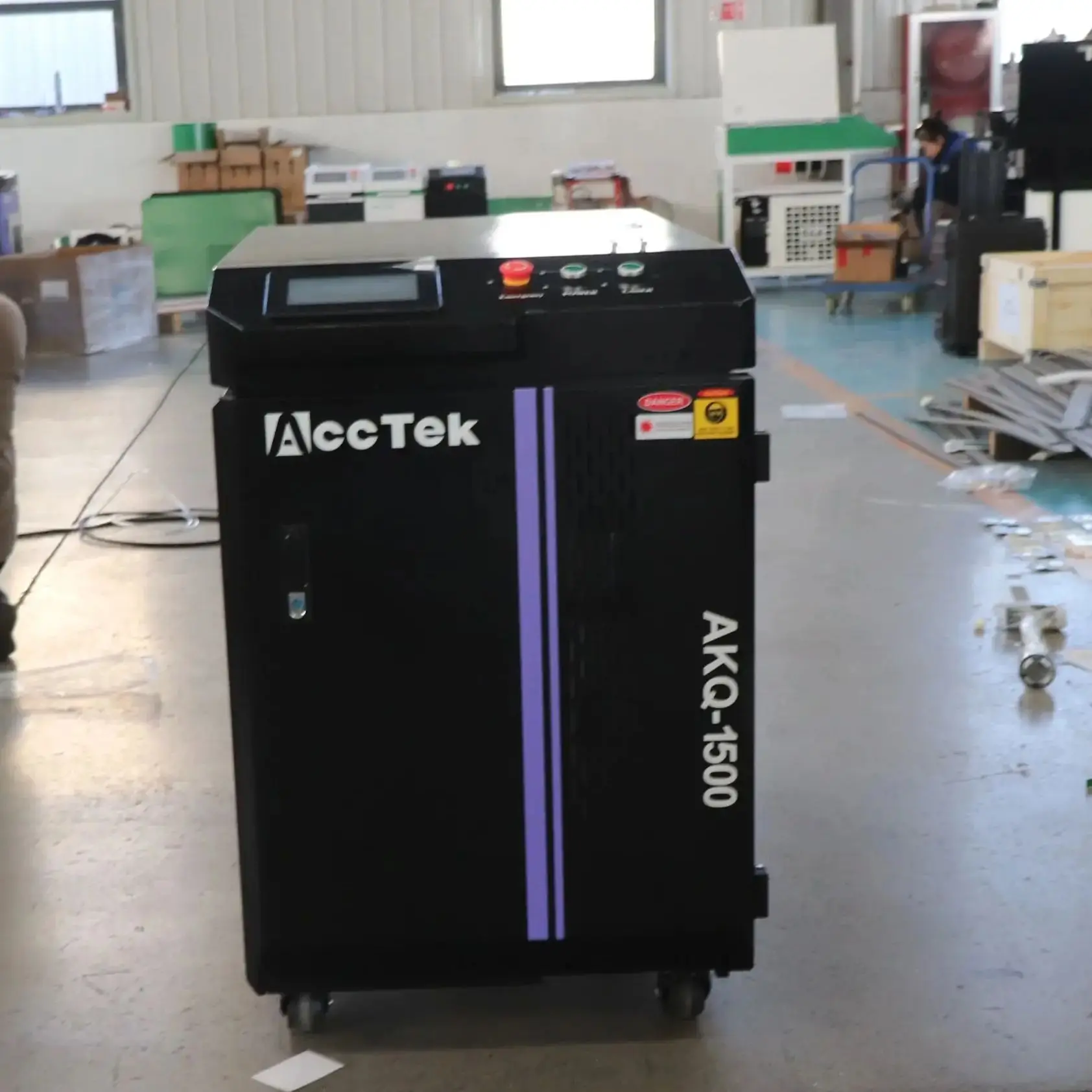Powerful Laser AKQ-1500 Optional CW Fiber Laser Cleaning Handheld Machine for Laser Metal cleaning Laser Metal Rust Oil Cleaning