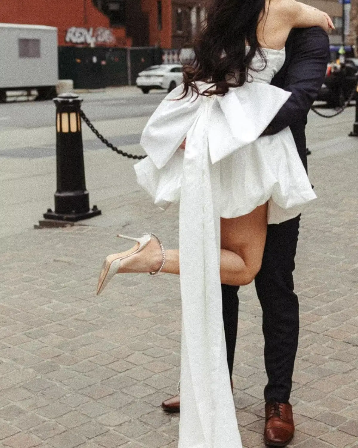 Gonna gonfia senza spalline in raso, con fiocco grande sul retro, abito da ballo per feste, abito da fidanzamento, abito da sera formale, strascico con fiocco