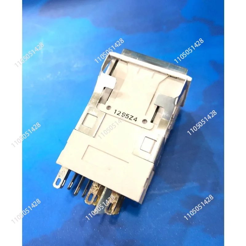 Used   A3PJ-703 Power Control Automation Equipment Rectangle Button Switch with Light 2 Open 2 Close