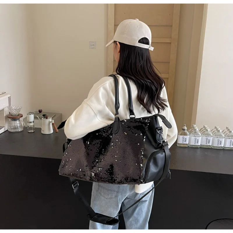 2026 new lightweight portable short distance large capacity luggage bag for women, lightweight luxury versatile travel handbag