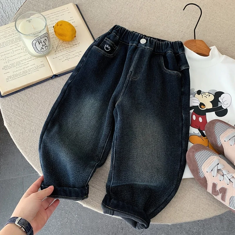 سراويل جينز سميكة مبطنة بالصوف للأولاد لخريف وشتاء 2025 ملابس مدرسية عالية الجودة للمراهقين سراويل أطفال من 2 إلى 12 سنة