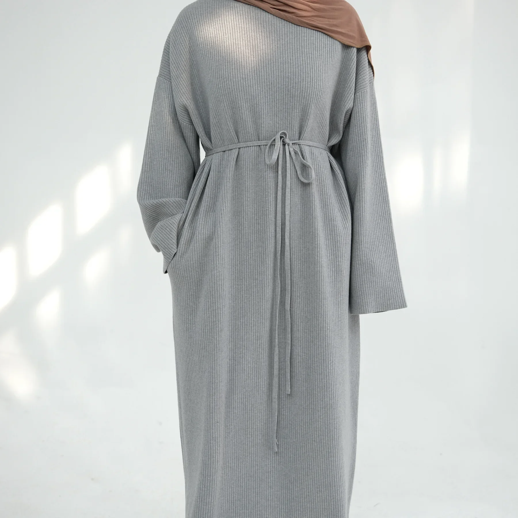 

Warm Winter Knitted Abaya Dubai Kaftan Women Muslim Maxi Dress Turkey Caftan Femme Robe Islam Clothing Arabic Long Sweater Dress