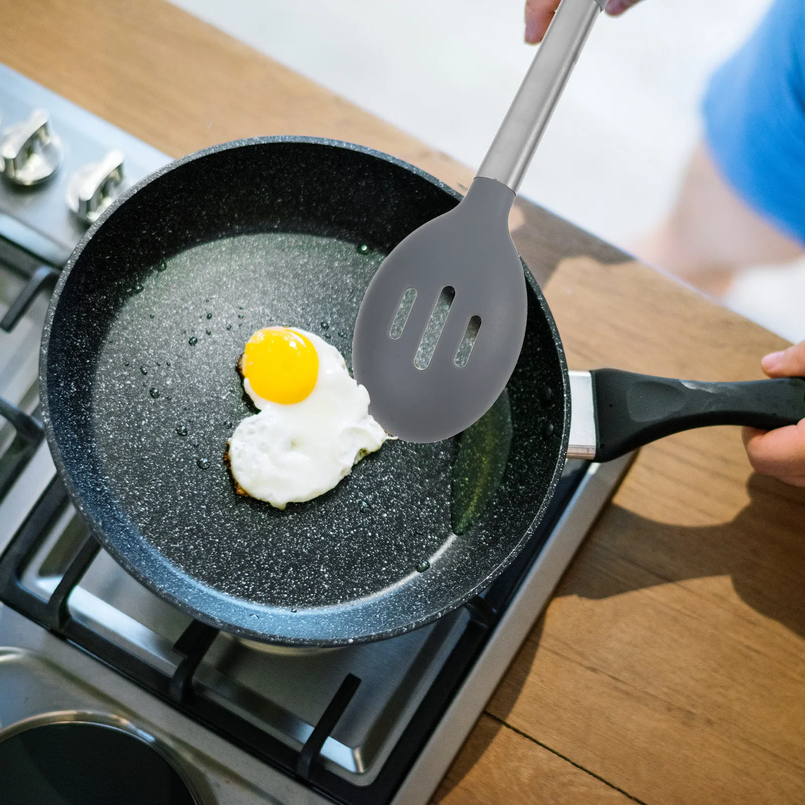 

Набор силиконовых кухонных принадлежностей из 2 предметов: ложка-шумовка и сервировочная ложка с ручками из нержавеющей стали, термостойкие, для приготовления пищи