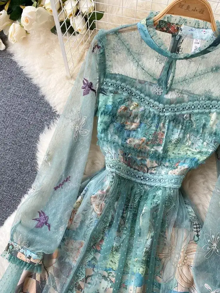 Moda estate volant maglia fiore ricamo abito donna stand manica lunga stampa cartone animato patchwork verde tulle abiti da festa