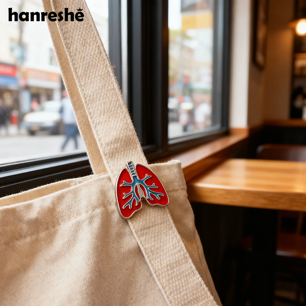 Hanreshe Lung Enamel Pin Medicine Medical Biology Brooch for Doctor Nurse Lapel Backpack Badge Jewelry Gifts