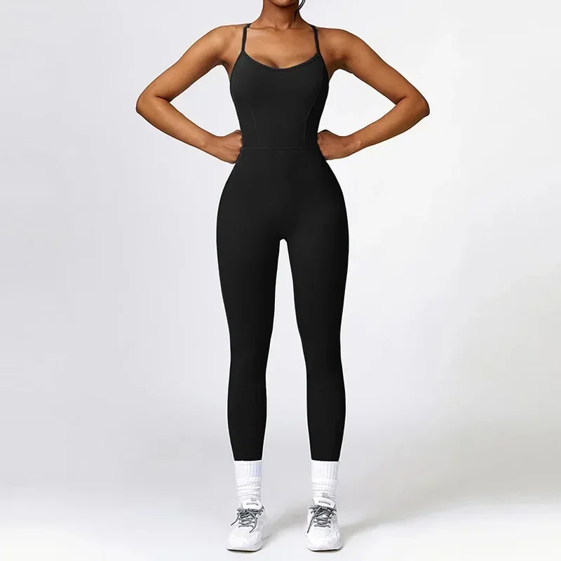 Vrouwelijk naadloos sexy perzik heupyogapak, slim fit fitness buitensport jumpsuit