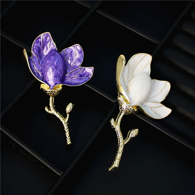 

Retro Elegant Magnolia Flower Brooch High-end Women's Court Style Pin New Trendy Corsage Clothing Accessories