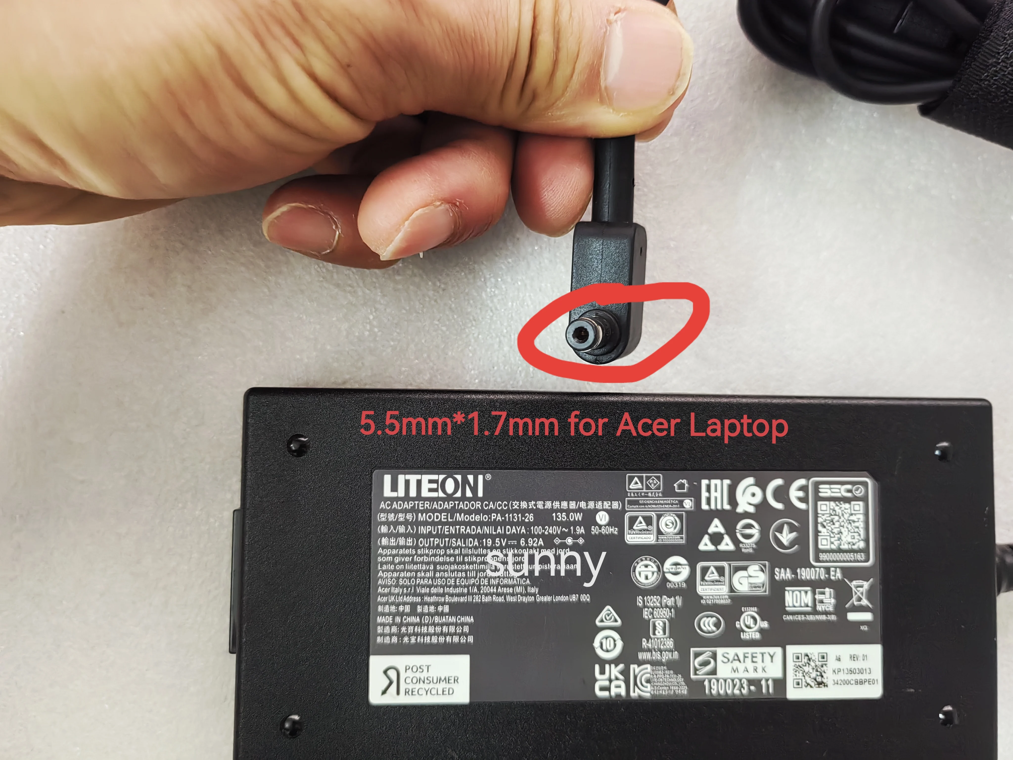 

Original LITEON 19.5V 6.92A 135W PA-1131-26(5.5mm*1.7mm) A6 REV:01 AC Adapter For ACER ConceptD 3 Ezel CC314-72G-74HL Laptop