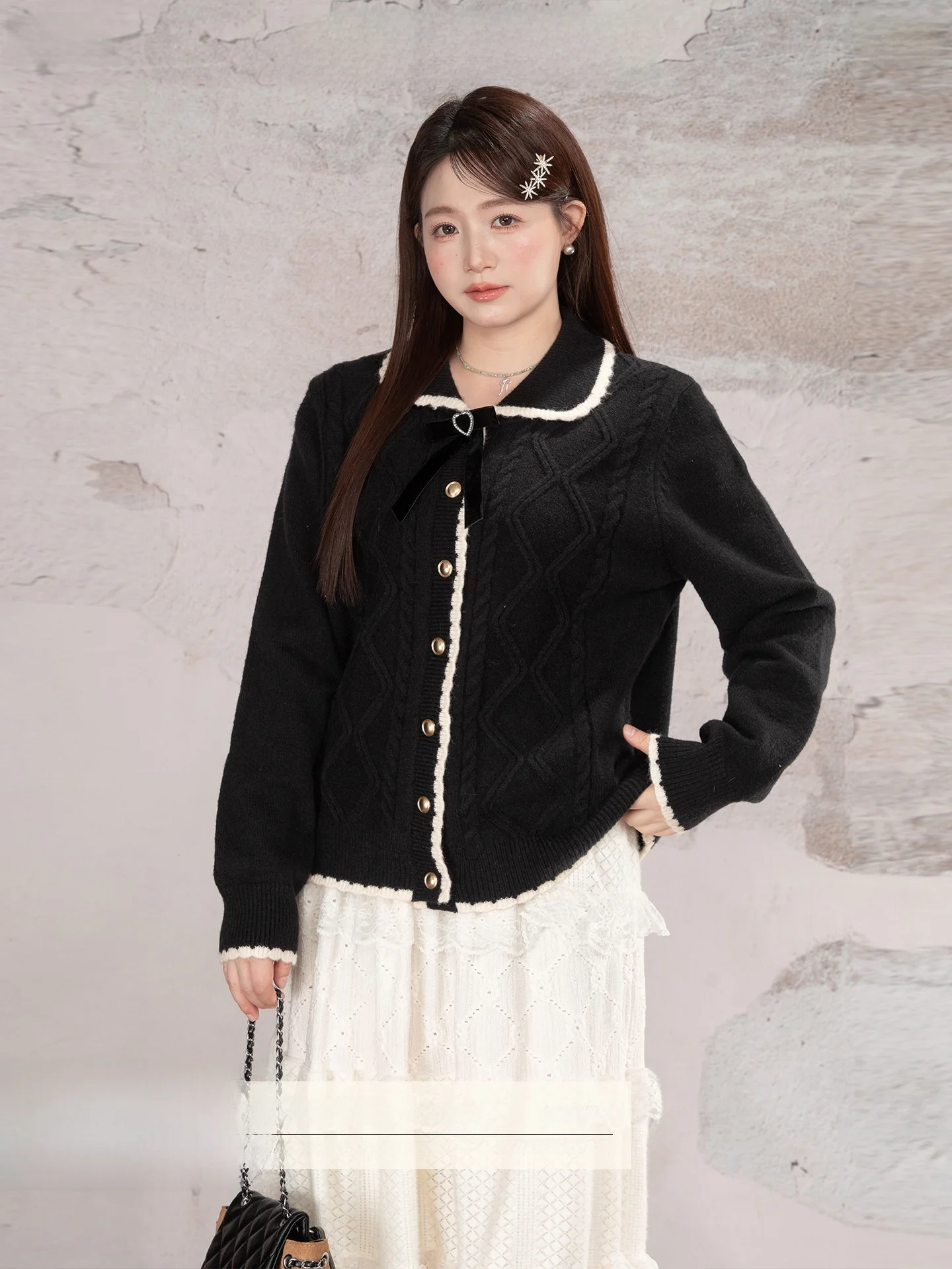 

Женский вязаный свитер Heynew больших размеров, на пуговицах, свободного кроя, с расклешенным воротником, в стиле колор-блок, зимний утепленный длинный топ