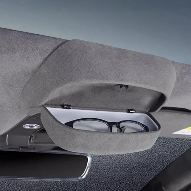 

For DENZA N7 Car Glasses Case Sunglasses Protection Scratch Resistant Storage Clip Sunroof Interior Modification Accessories