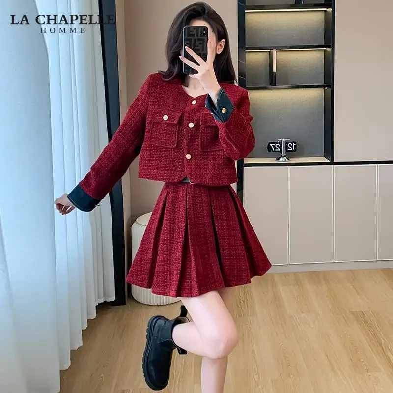 Korean Cotton Jacket Pleated Skirt Two-piece Set for Autumn and Winter Stylish and High-end New Red Short Skirt Set