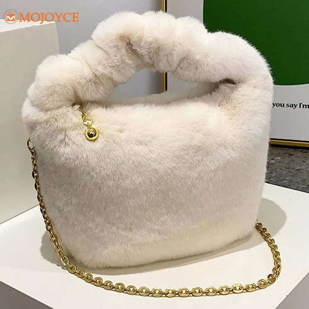 Winter Luxury Plush Half Moon Small Satchel 2023 Fluffy Warm Chain Crossbody Bag Versatile Sling Purses Soft Furry Tote Handbags