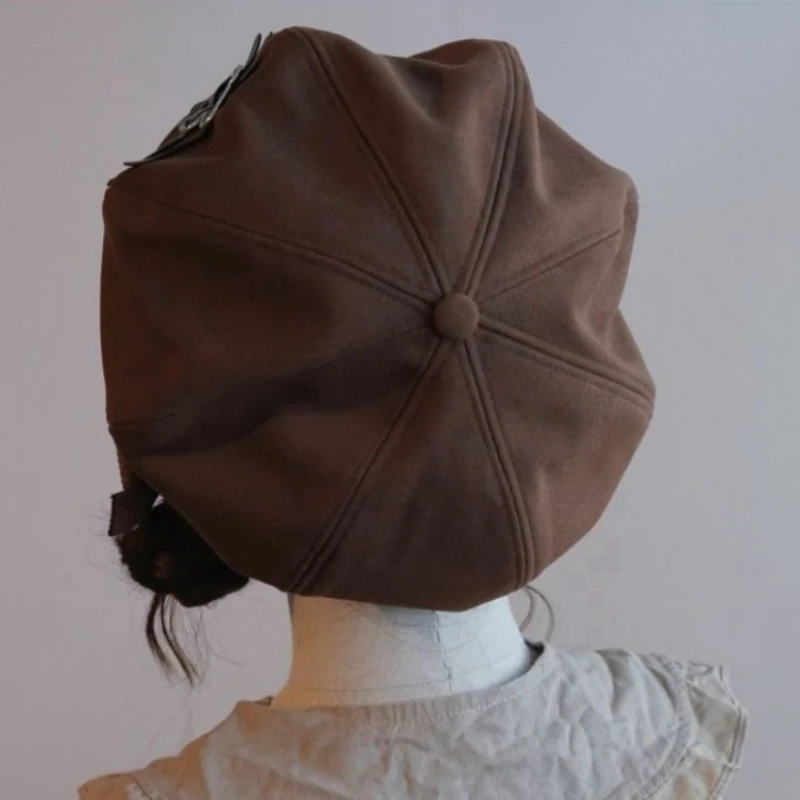 Koreanische und japanische handgefertigte Wolkenmütze & Baskenmütze, Herbst-Winter-Gesichtsformungsmütze in warmem braunem Mallard-Farbton, niedlicher Retro-Stil – Detail 4