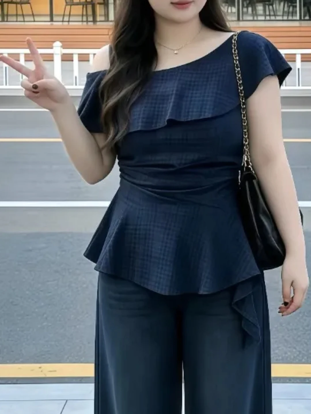 

plus Size Women's Korean Style Shirt Shoulder Bared Short Sleeve Asymmetrical Hemline Slimming Top Summer Royal Blue