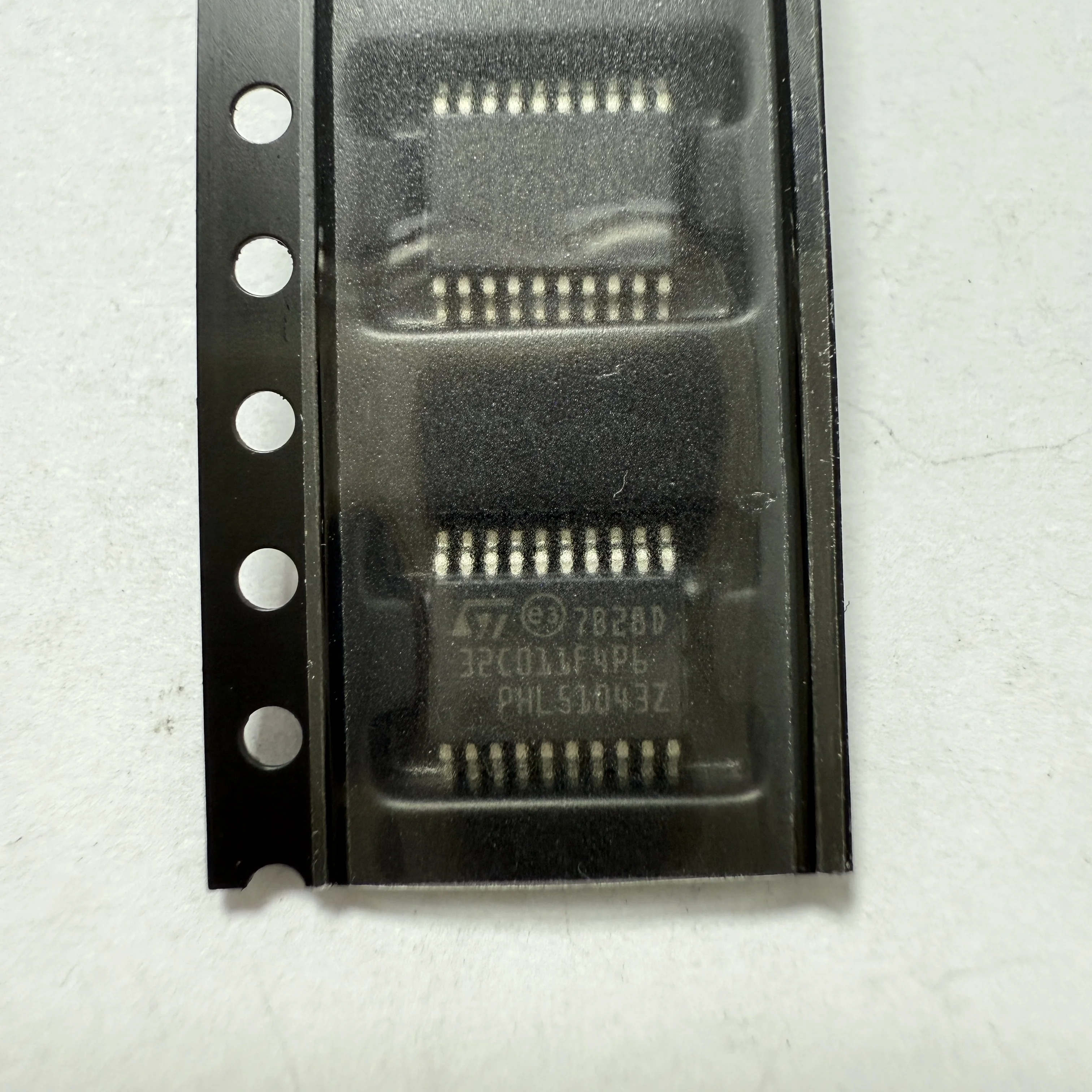 20 قطعة/الوحدة STM32C011F4P6TR (ميكروكنترولر)