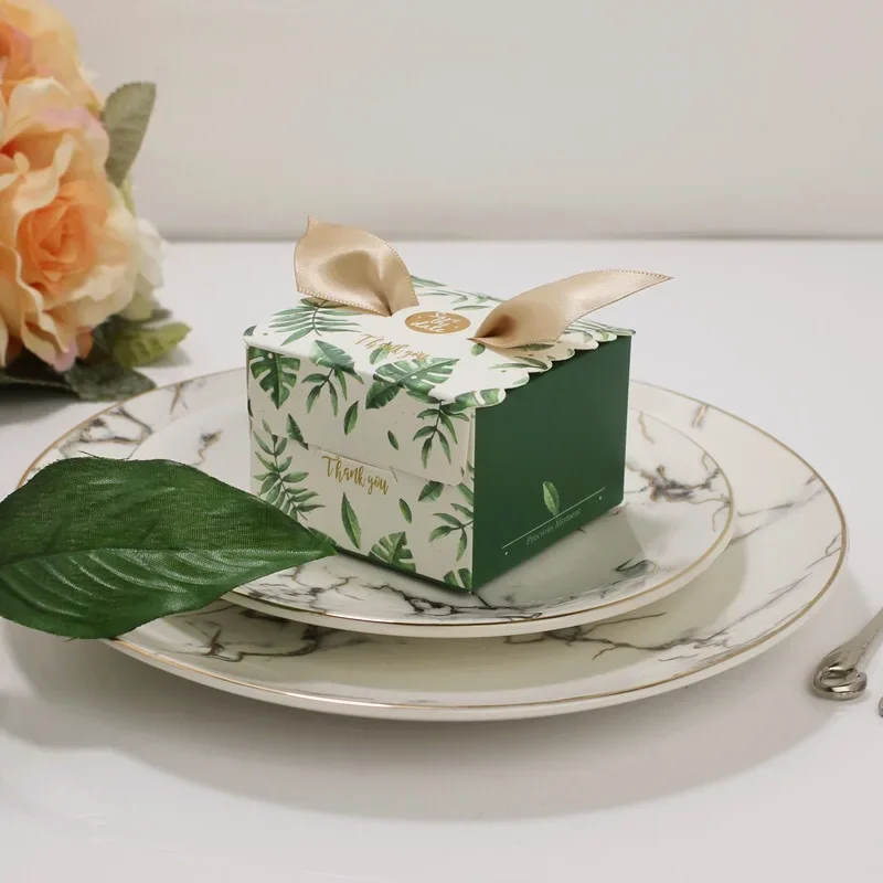 100pcs New hot square Marble Green leaves Feather floral Candy Boxes + golden ribbons Party Wedding Favors giveaway Gift Box