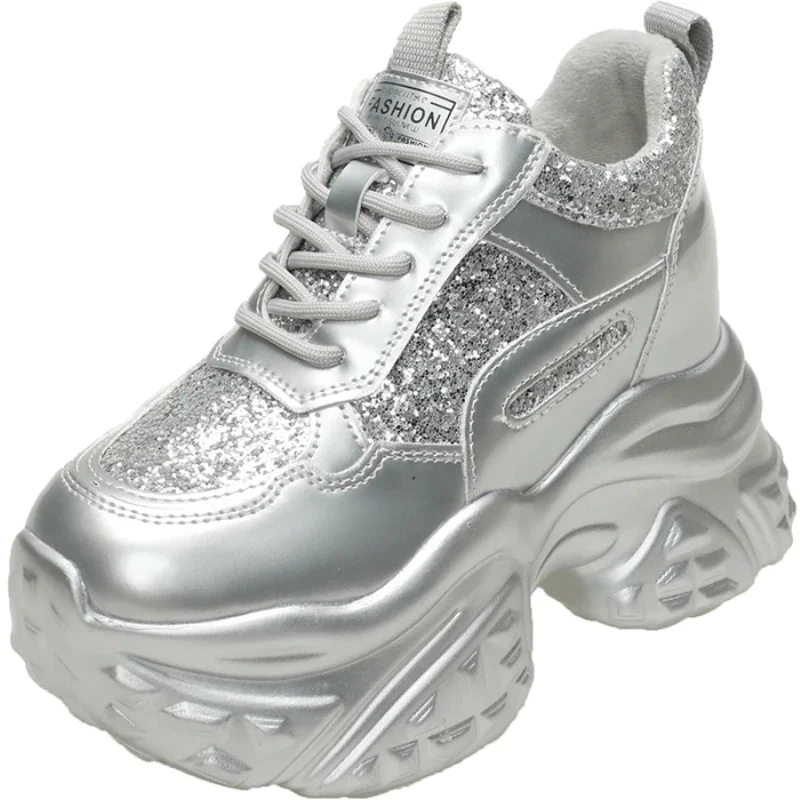 

Новые весенние дышащие женские кроссовки на высоком каблуке 10 см, повседневная обувь на блестящей танкетке, кроссовки на толстой подошве, спортивная обувь для папы на платформе