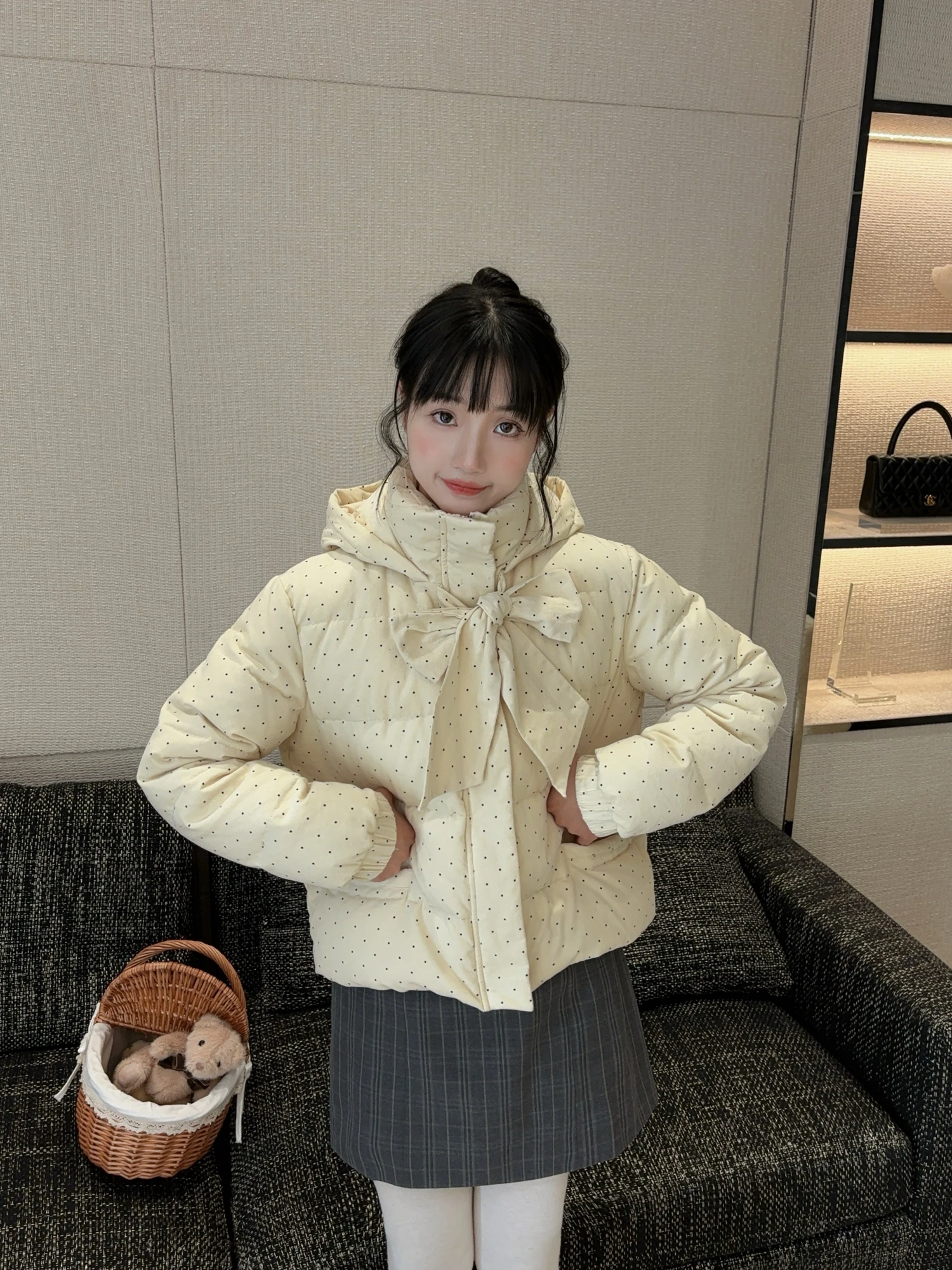 

Honeyrubao Cry Yellow Polka Dot Knot Du down Jaet Women's Faion Winter Coat Ain Brand Other Accories
