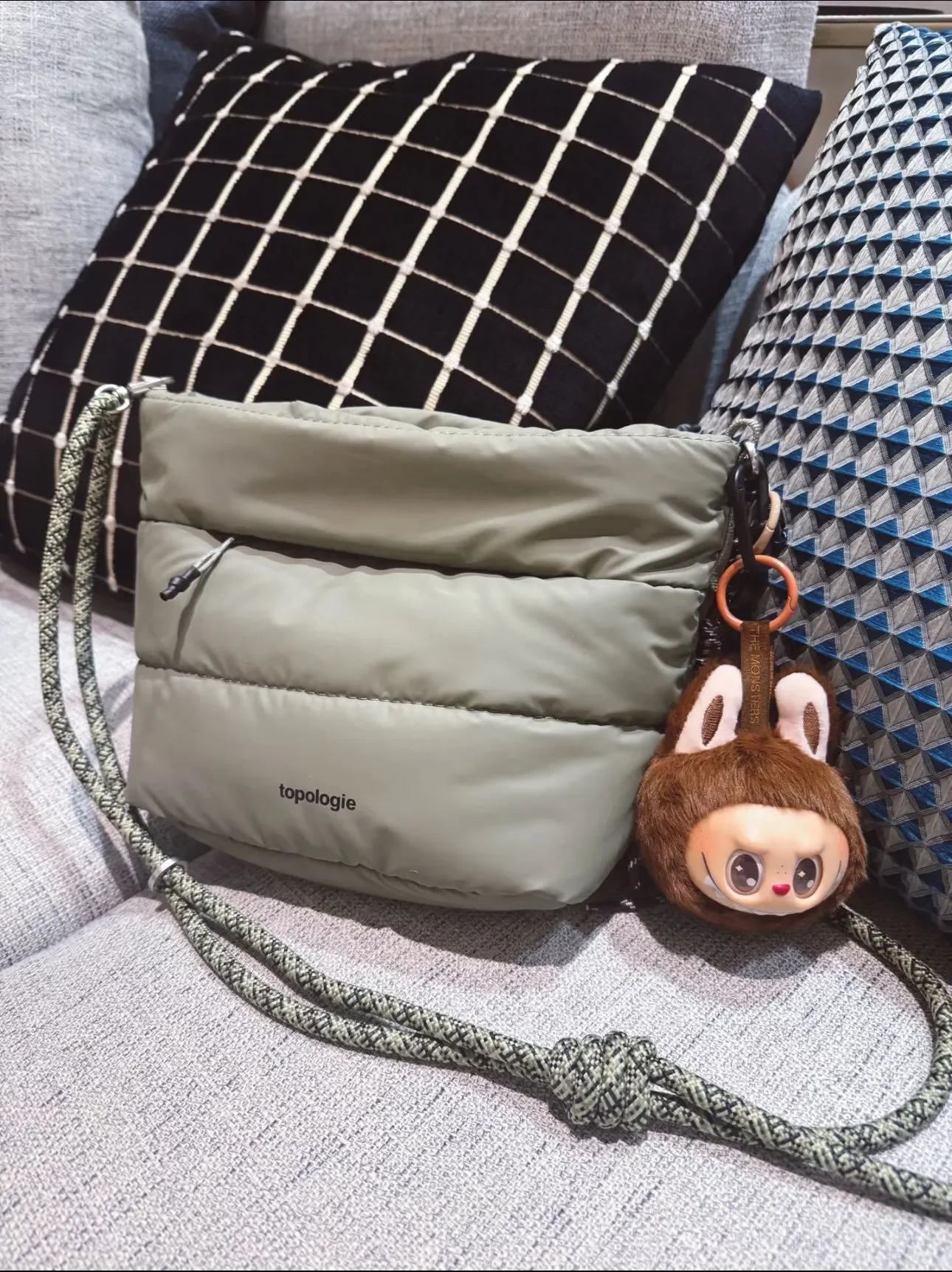 Outdoor Große Kapazität Bucket Bag Multifunktionale Umhängetasche Handtasche für Herren und Damen Herbst Winter Neuer Stil Wasserdicht – Detail 8