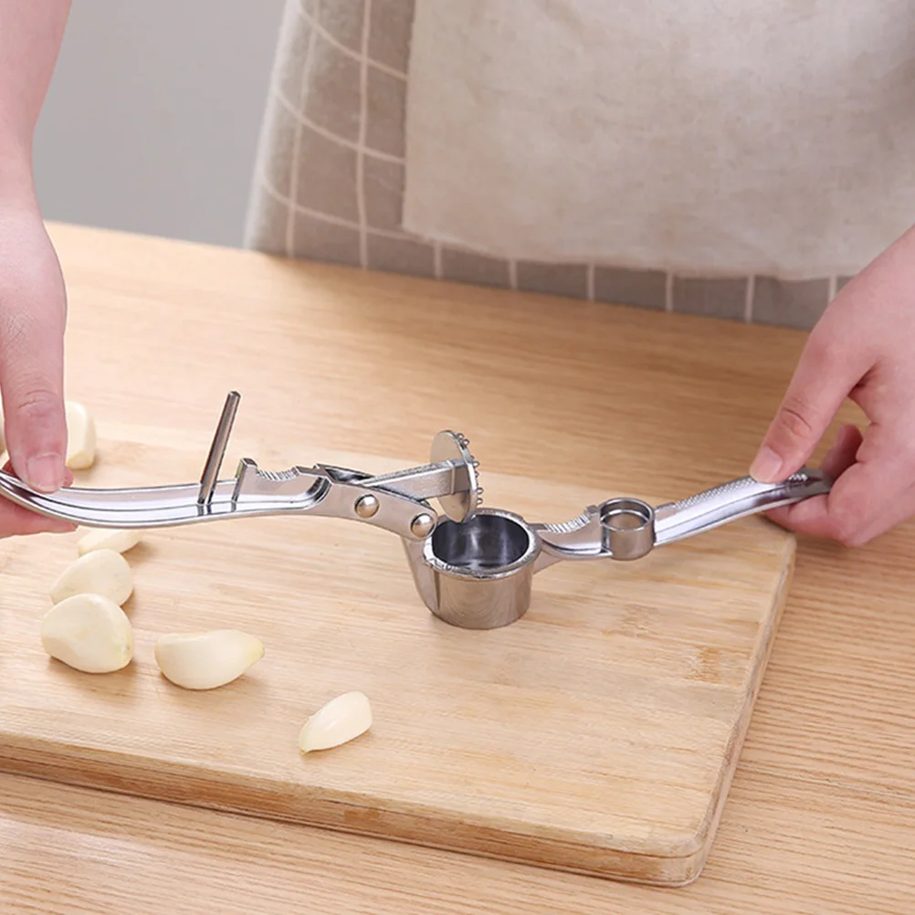 

1Pcs Practical Garlic Mincer Crusher Squeezer Stainless Steel Easy Wash Store Uniform Hole Design Silver Garlic Press
