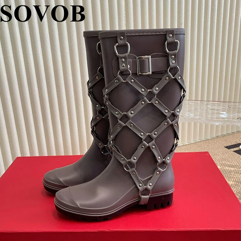 Spring Autumn New Thick Bottom Metal Rivet Decoration Knee High Boots Women's Anti slip Rubber Rain Boots Leisure Riding Boots