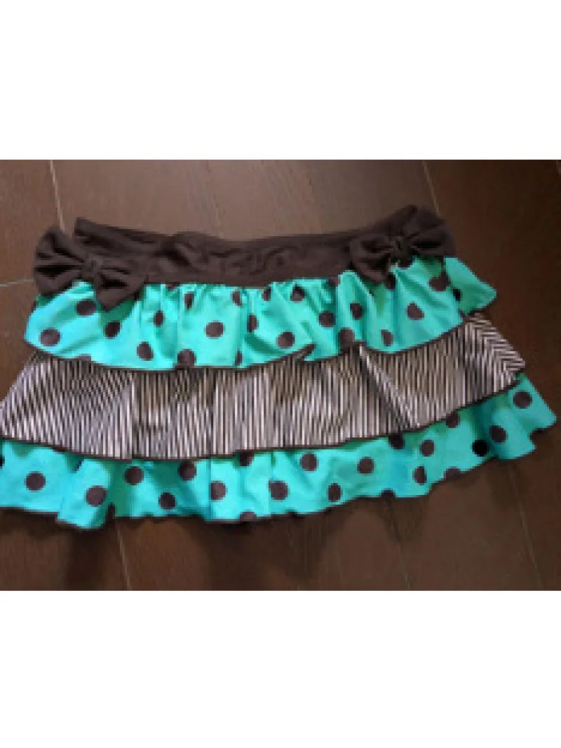 Y2K Spice Girl two-piece suit, polka-dot bow decoration, slim camisole, short pleated skirt, Spring/Summer fashion casual suit view 4